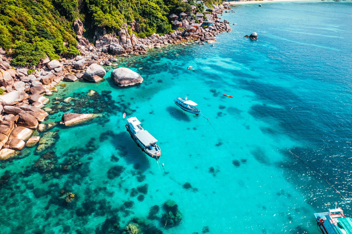 Rajskie krajobrazy na Wyspy Similan w Tajlandii